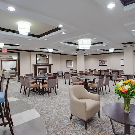 Holiday Inn Express & Suites Ottawa East-Orleans By Ihg Buitenkant foto