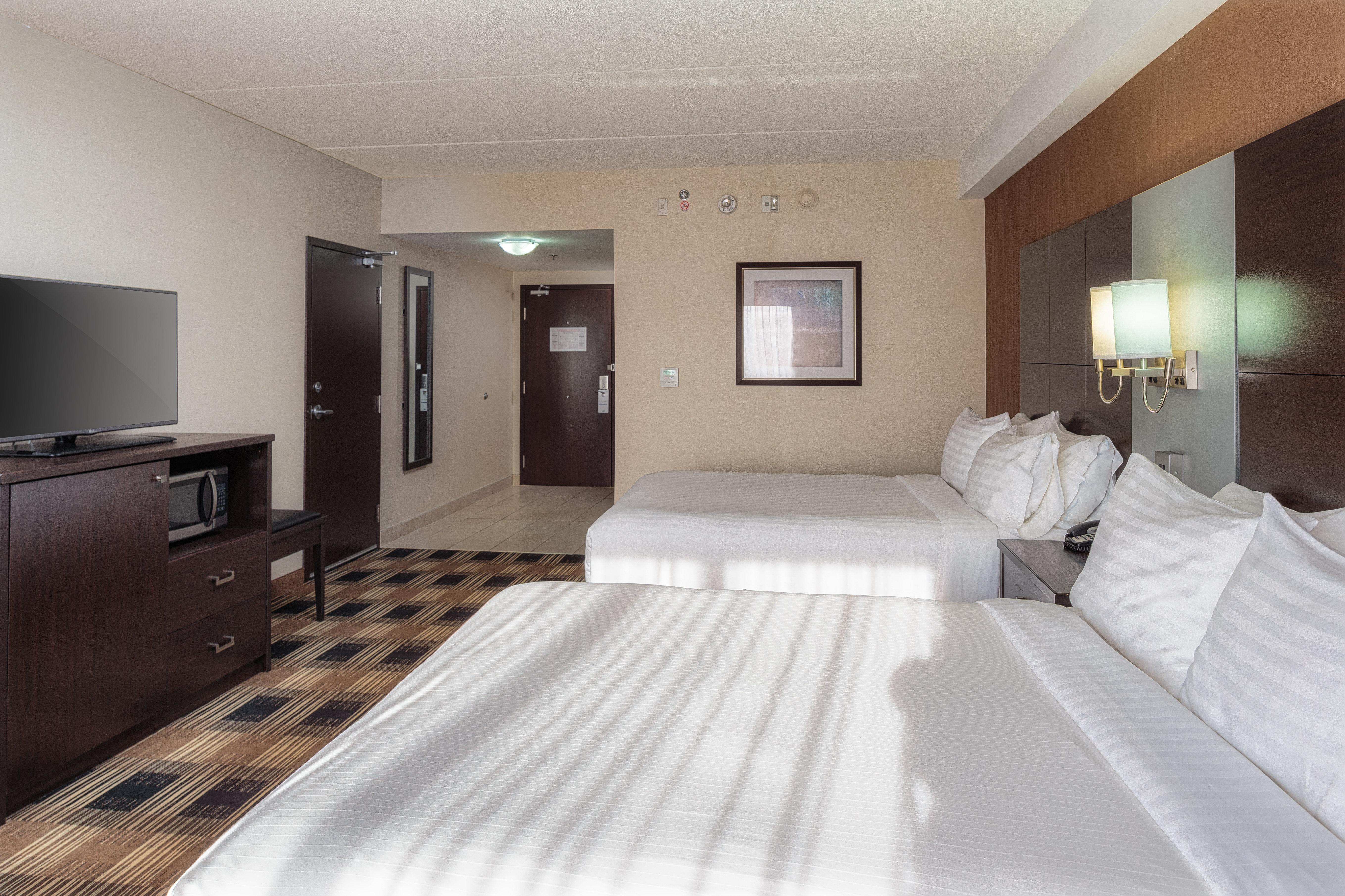 Holiday Inn Express & Suites Ottawa East-Orleans By Ihg Buitenkant foto