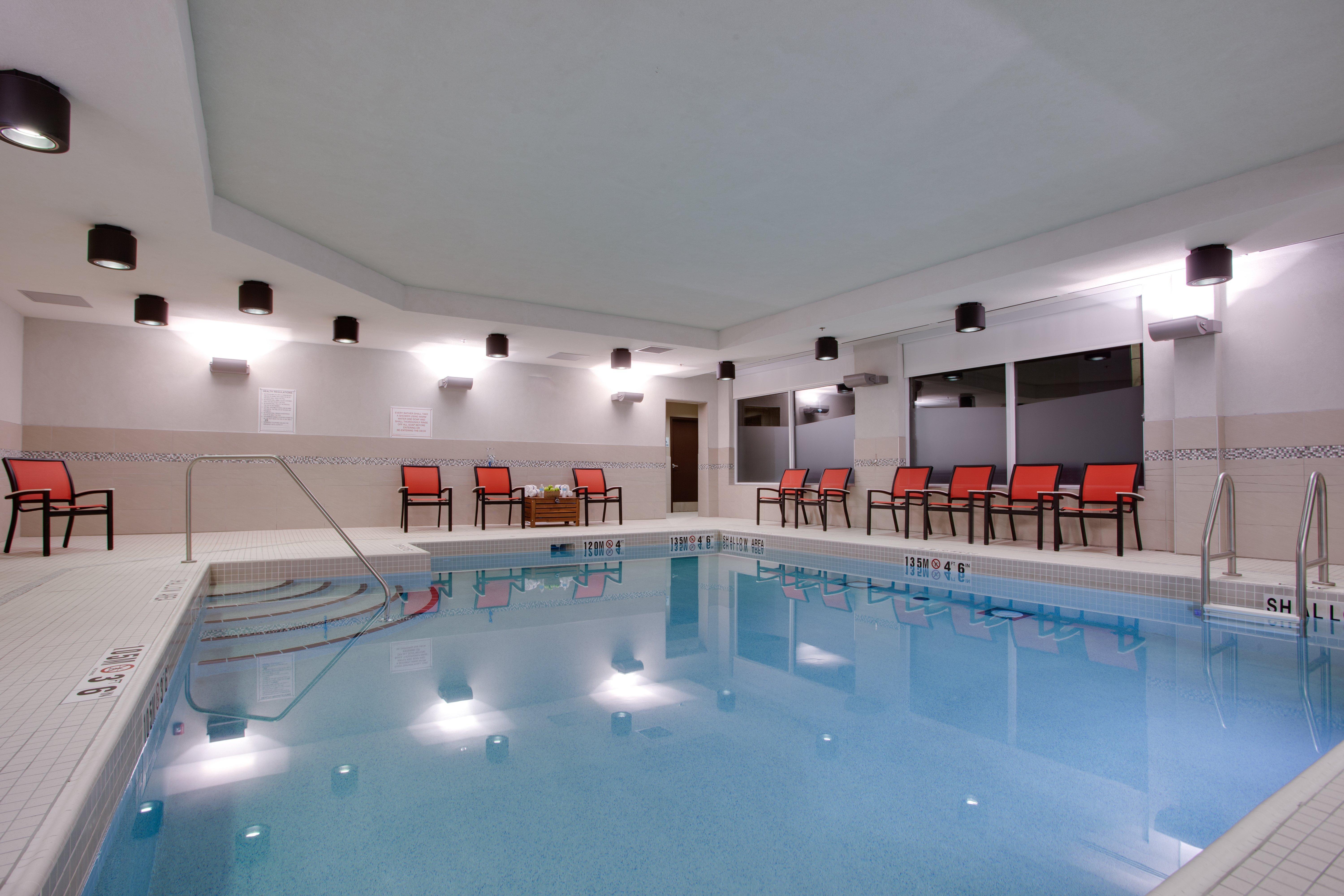 Holiday Inn Express & Suites Ottawa East-Orleans By Ihg Buitenkant foto