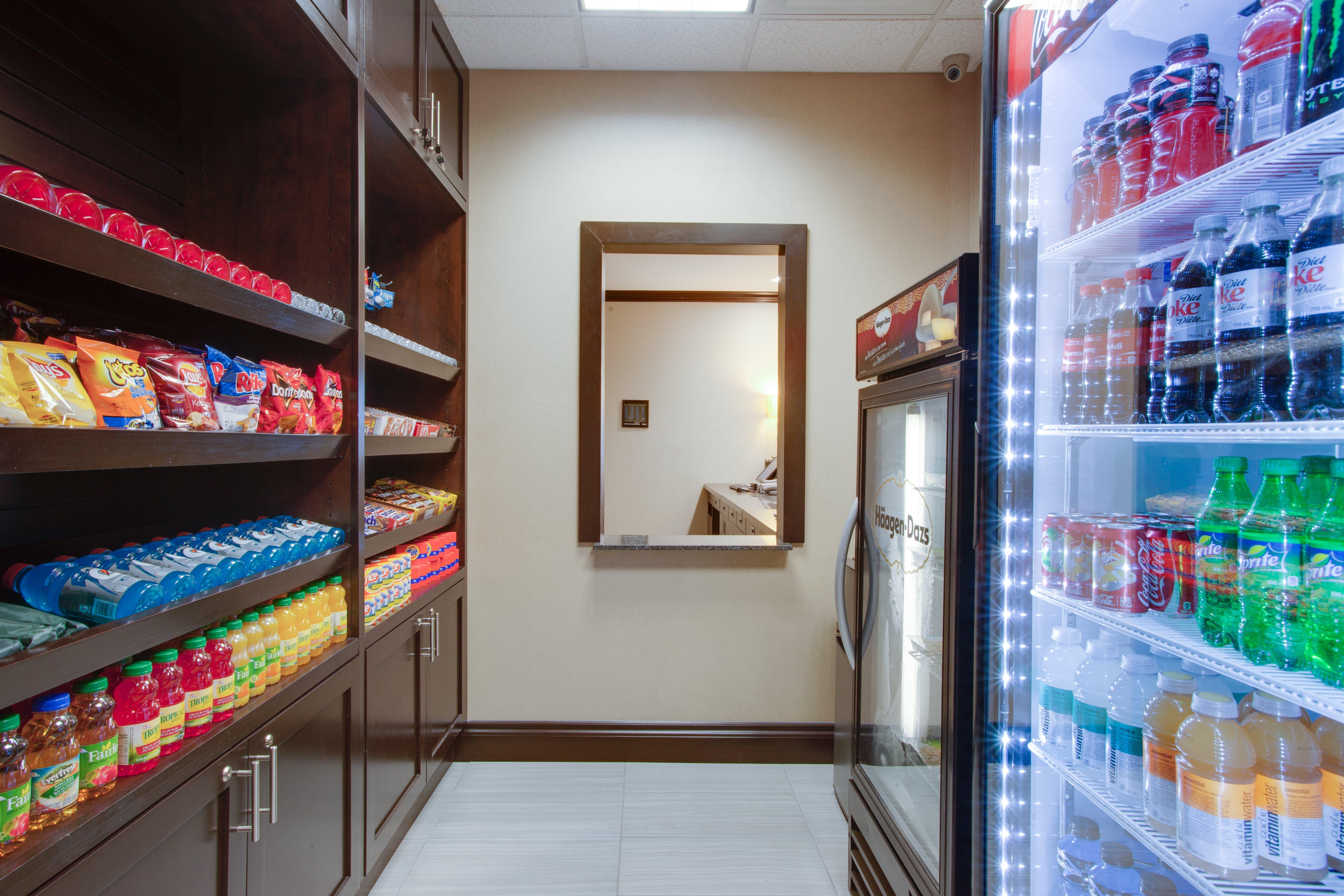 Holiday Inn Express & Suites Ottawa East-Orleans By Ihg Buitenkant foto