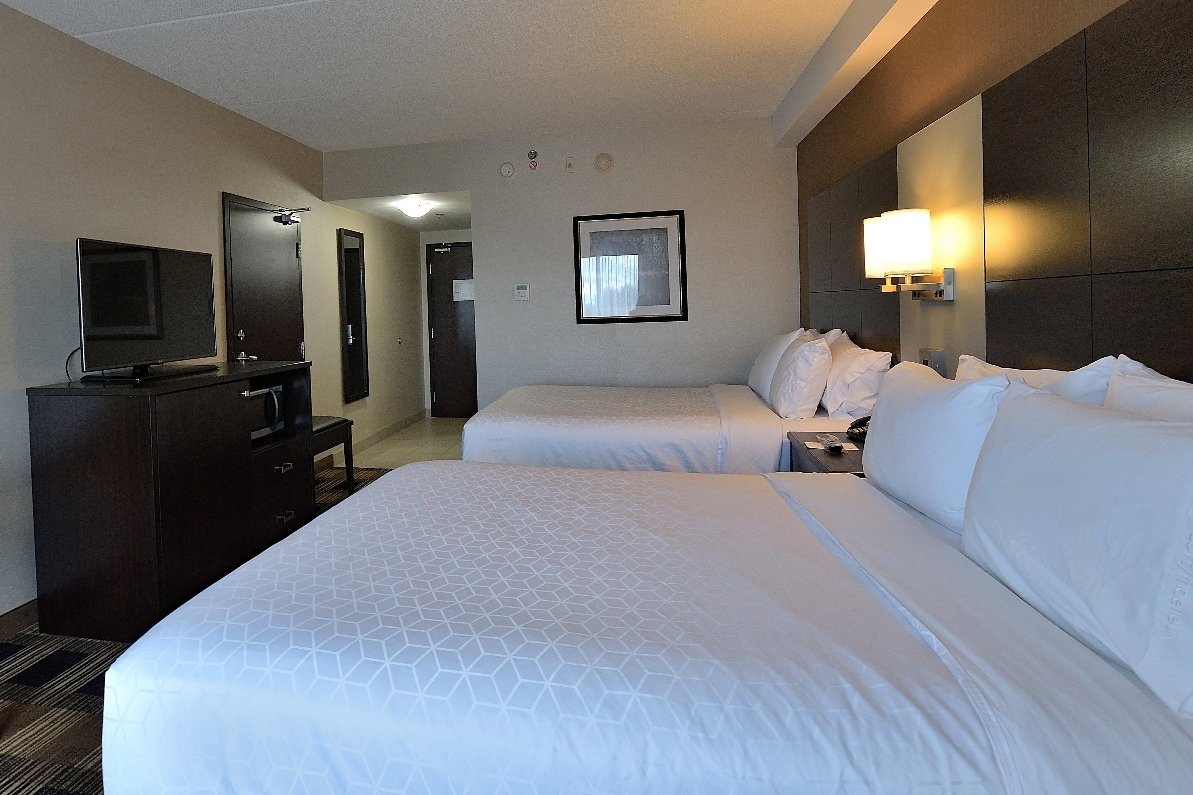 Holiday Inn Express & Suites Ottawa East-Orleans By Ihg Buitenkant foto