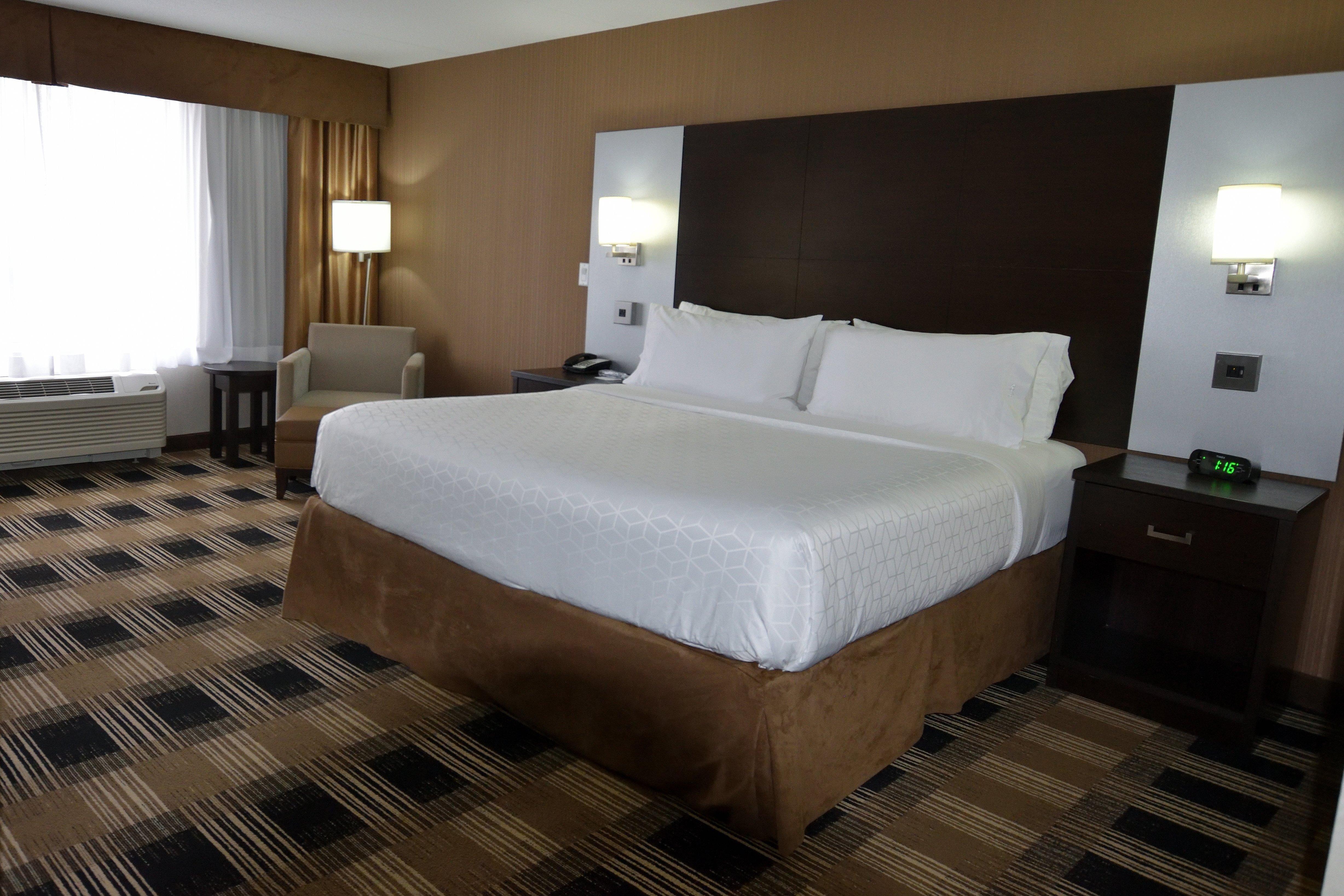 Holiday Inn Express & Suites Ottawa East-Orleans By Ihg Buitenkant foto