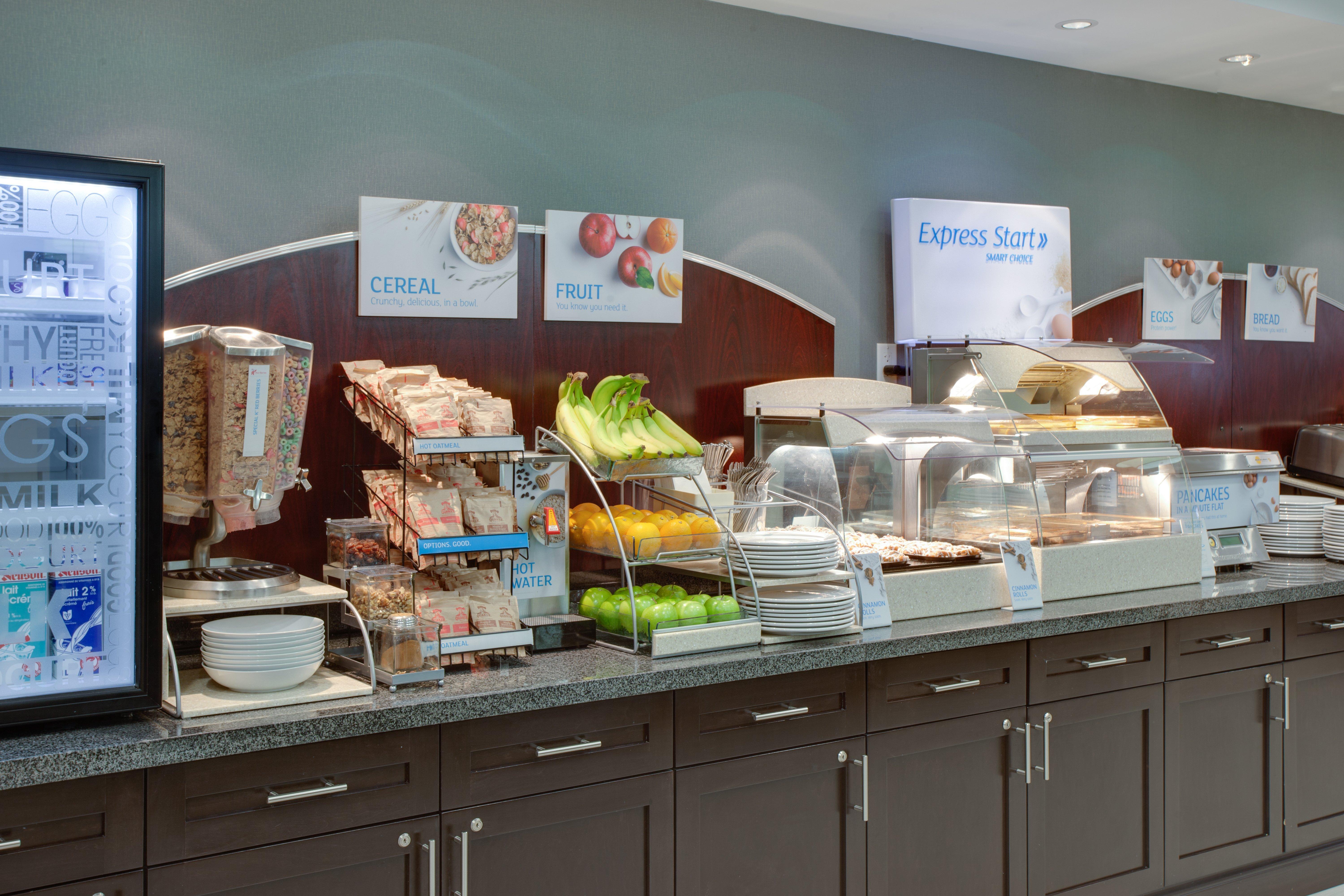 Holiday Inn Express & Suites Ottawa East-Orleans By Ihg Buitenkant foto