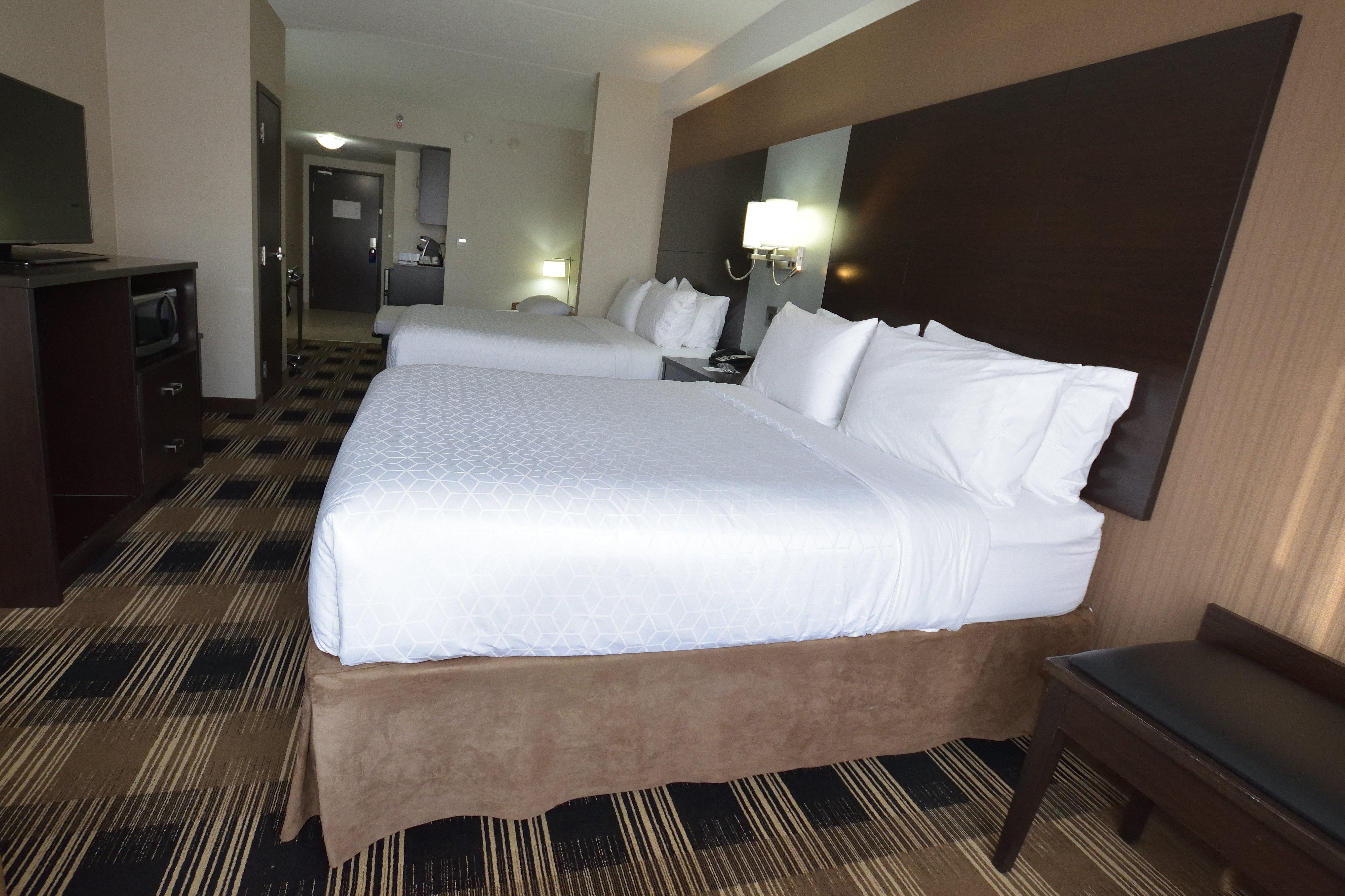 Holiday Inn Express & Suites Ottawa East-Orleans By Ihg Buitenkant foto