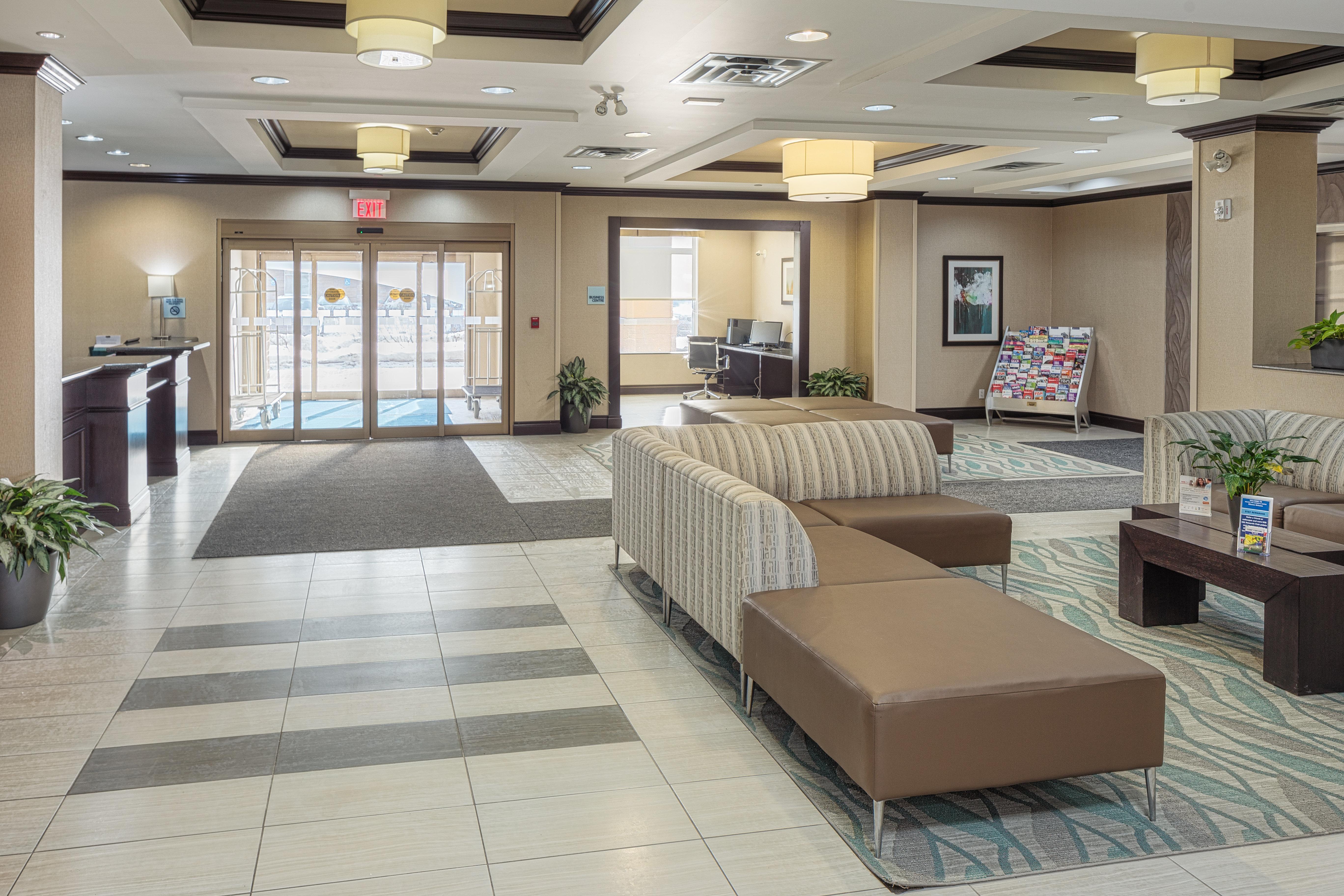 Holiday Inn Express & Suites Ottawa East-Orleans By Ihg Buitenkant foto