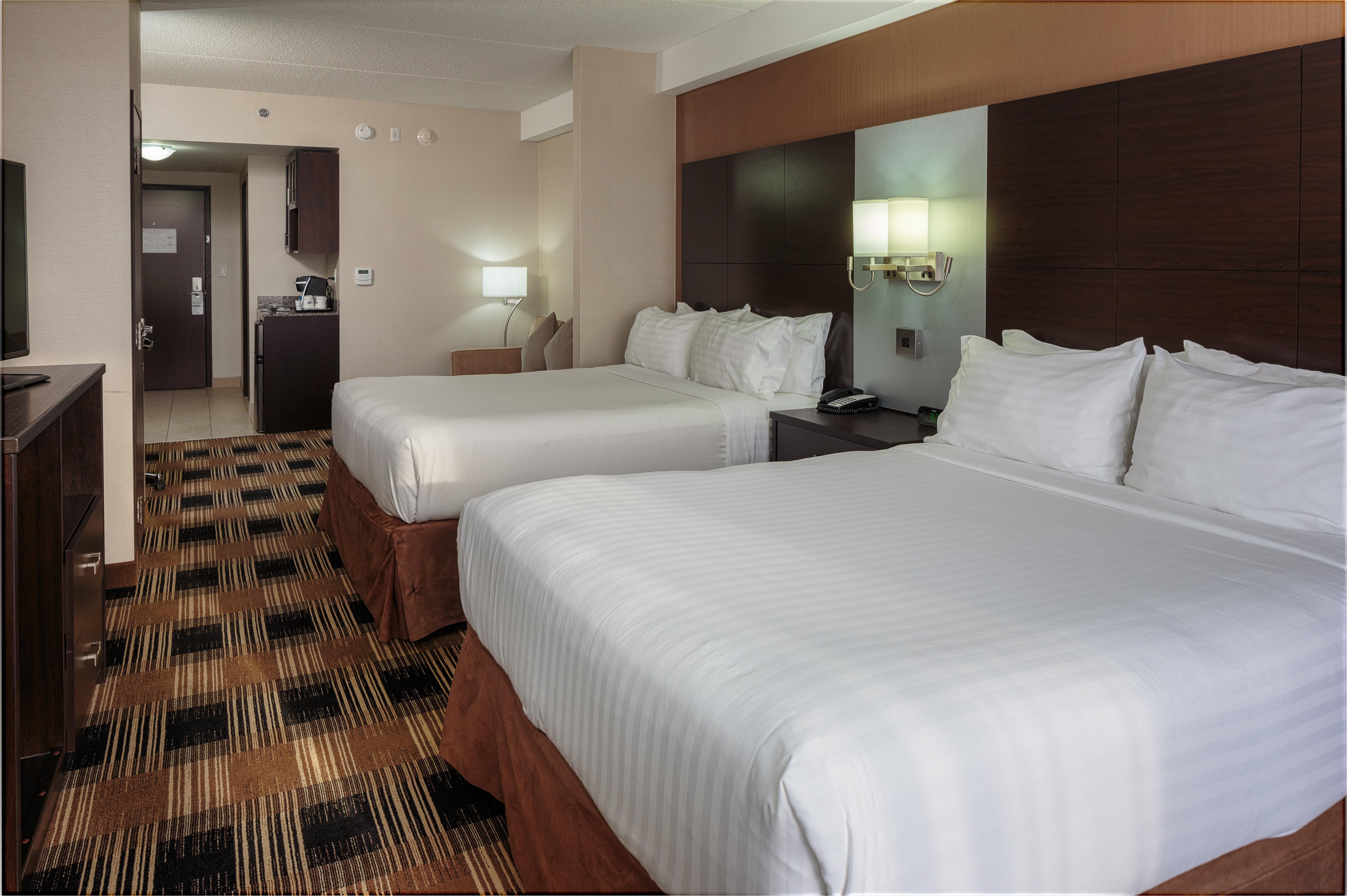 Holiday Inn Express & Suites Ottawa East-Orleans By Ihg Buitenkant foto