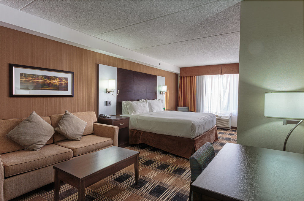 Holiday Inn Express & Suites Ottawa East-Orleans By Ihg Buitenkant foto